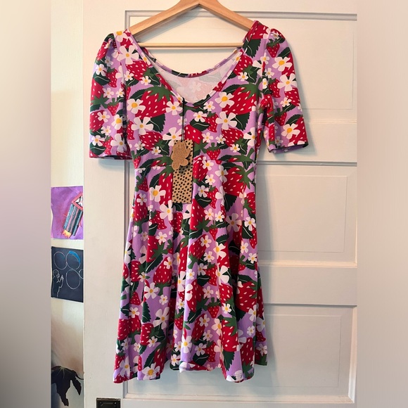 Brand new size medium Natalie dress - Picture 2 of 4